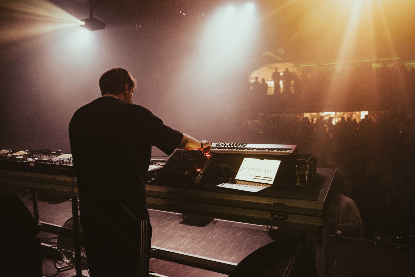 CHRISTIAN LÖFFLER | ROXY Prague