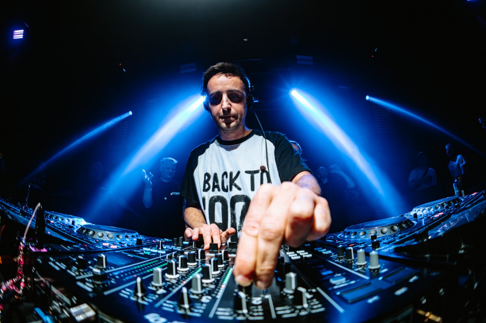 SULLY | ROXY Prague