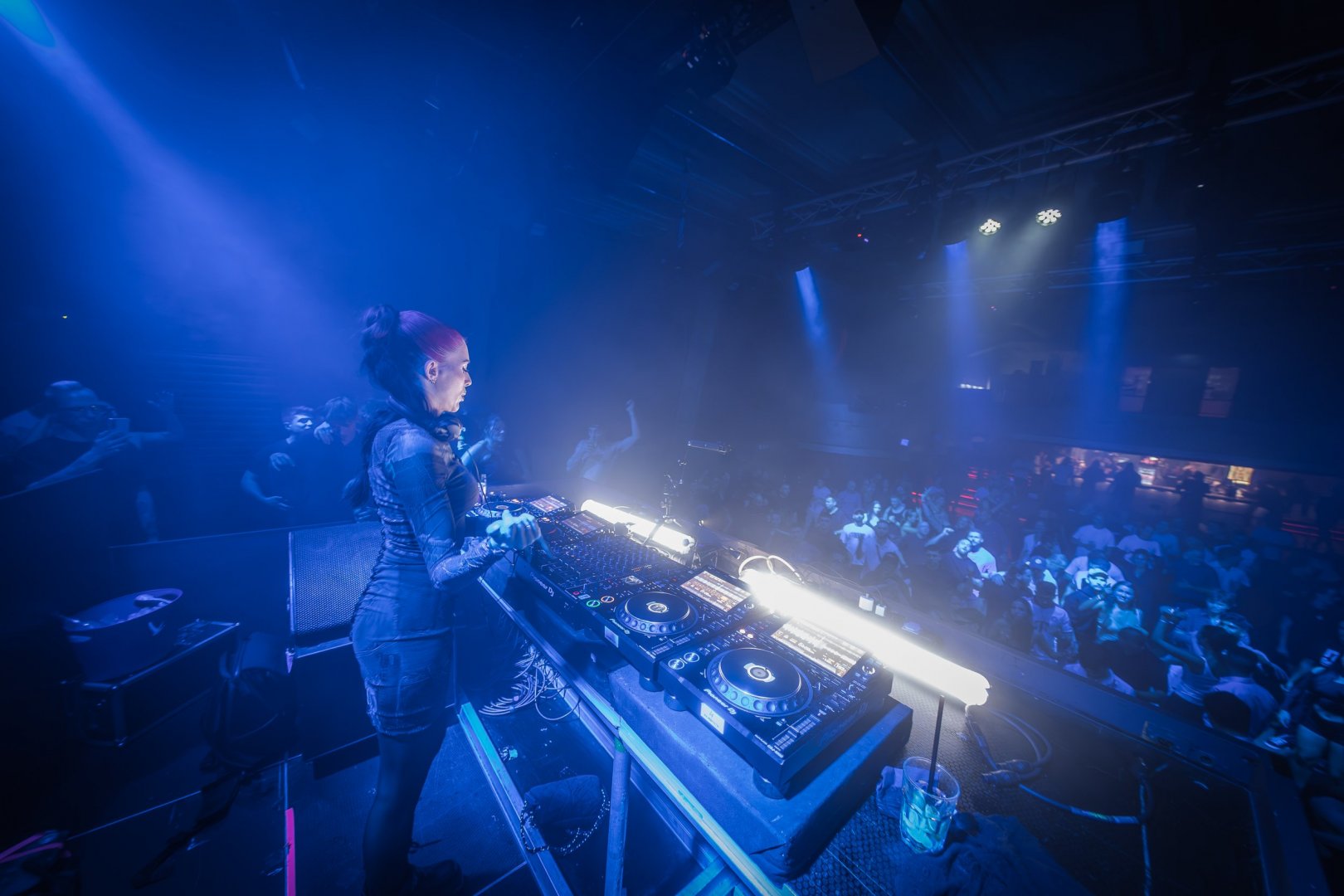 CLARA CUVÉ | ROXY Prague