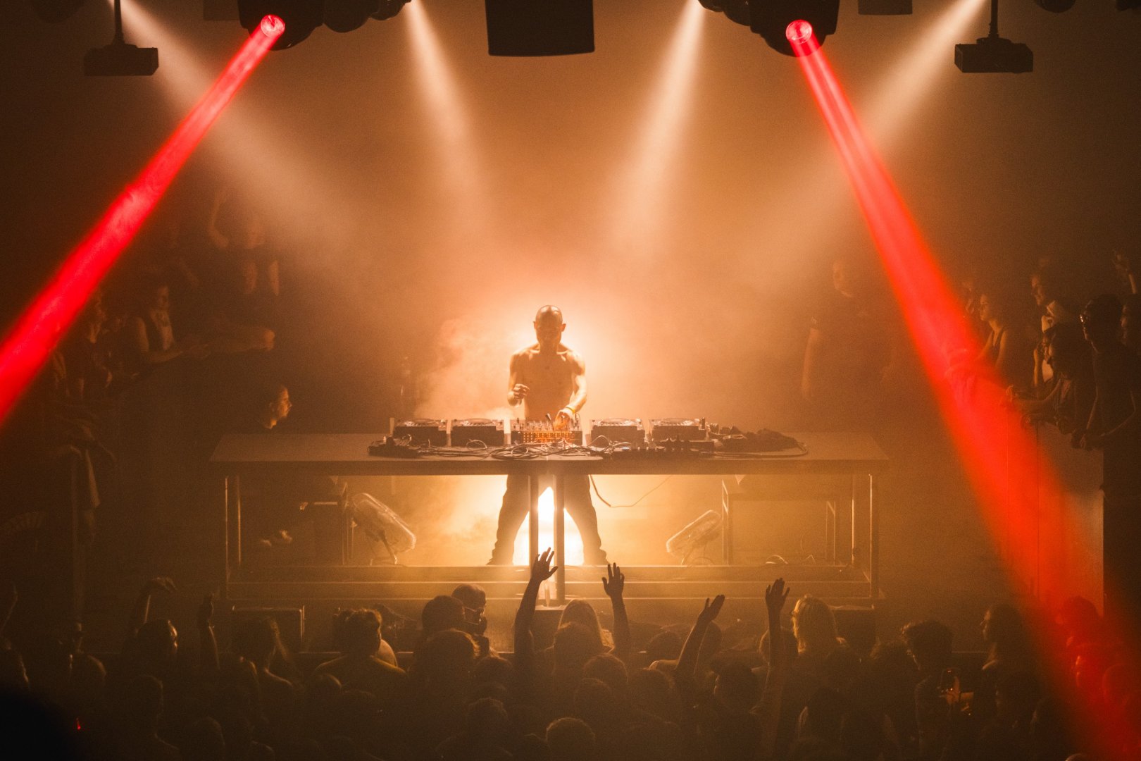 ¥ØU$UK€ ¥UK1MAT$U | ROXY Prague