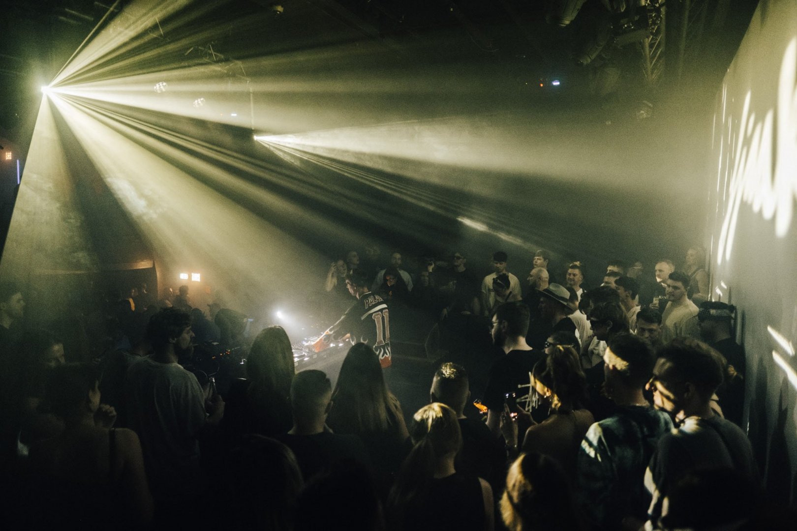 Fjaak | ROXY Prague