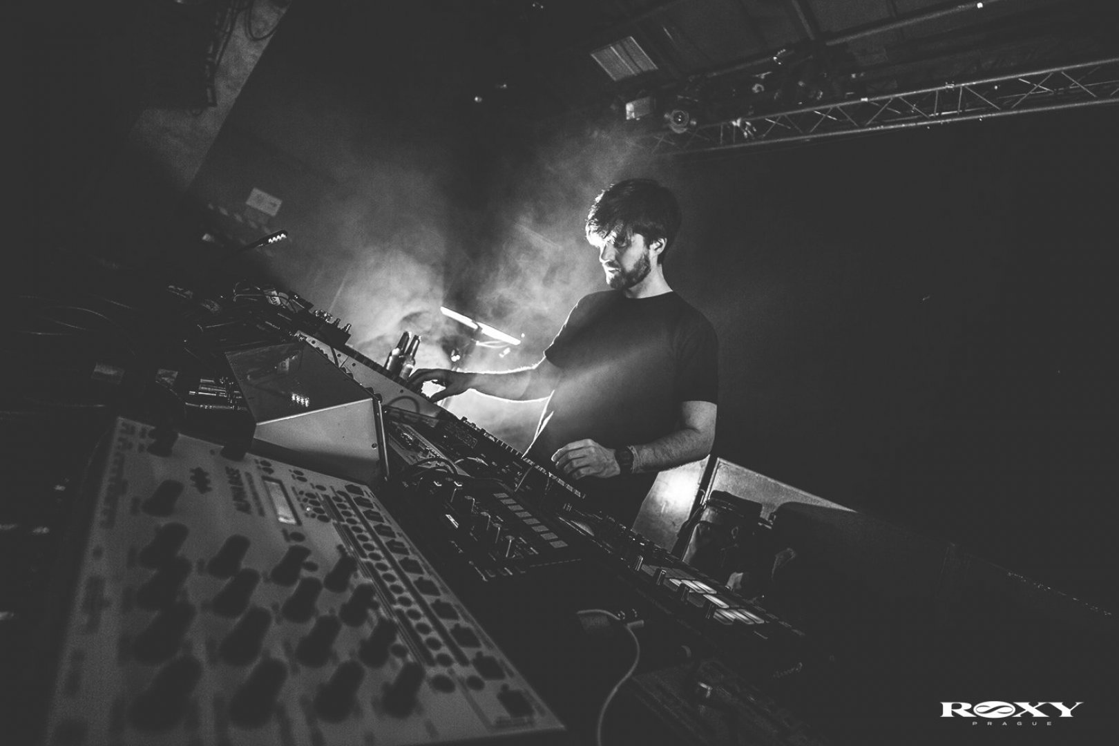 Benjamin Damage | ROXY Prague