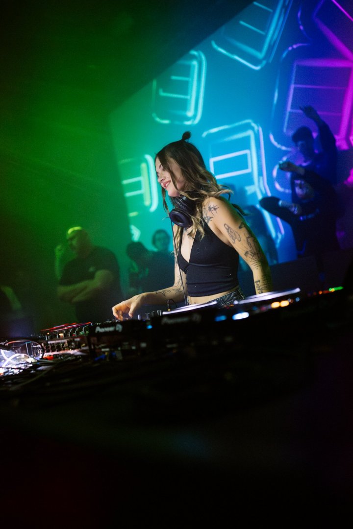 IMANU & THE CARACAL PROJECT | ROXY Prague