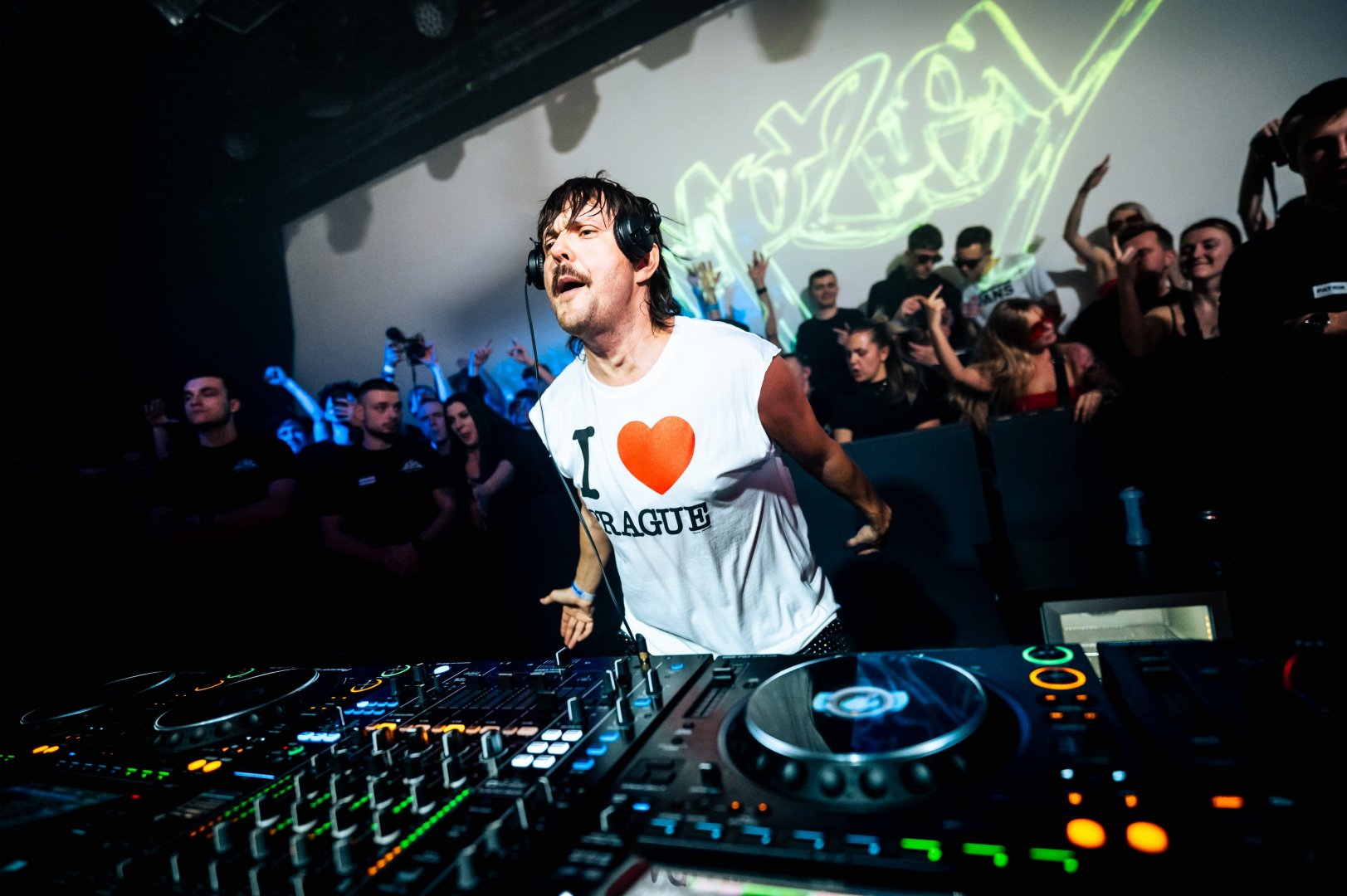 MOZEY | ROXY Prague