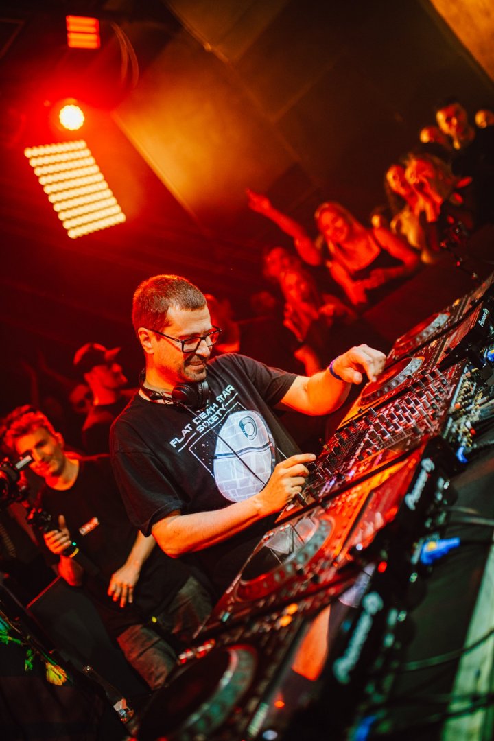 NETSKY WEEKENDER: DAY 1 | ROXY Prague