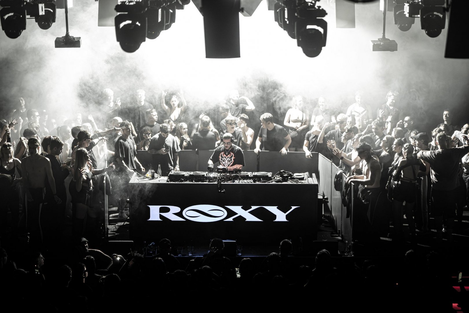 BASSWELL | ROXY Prague