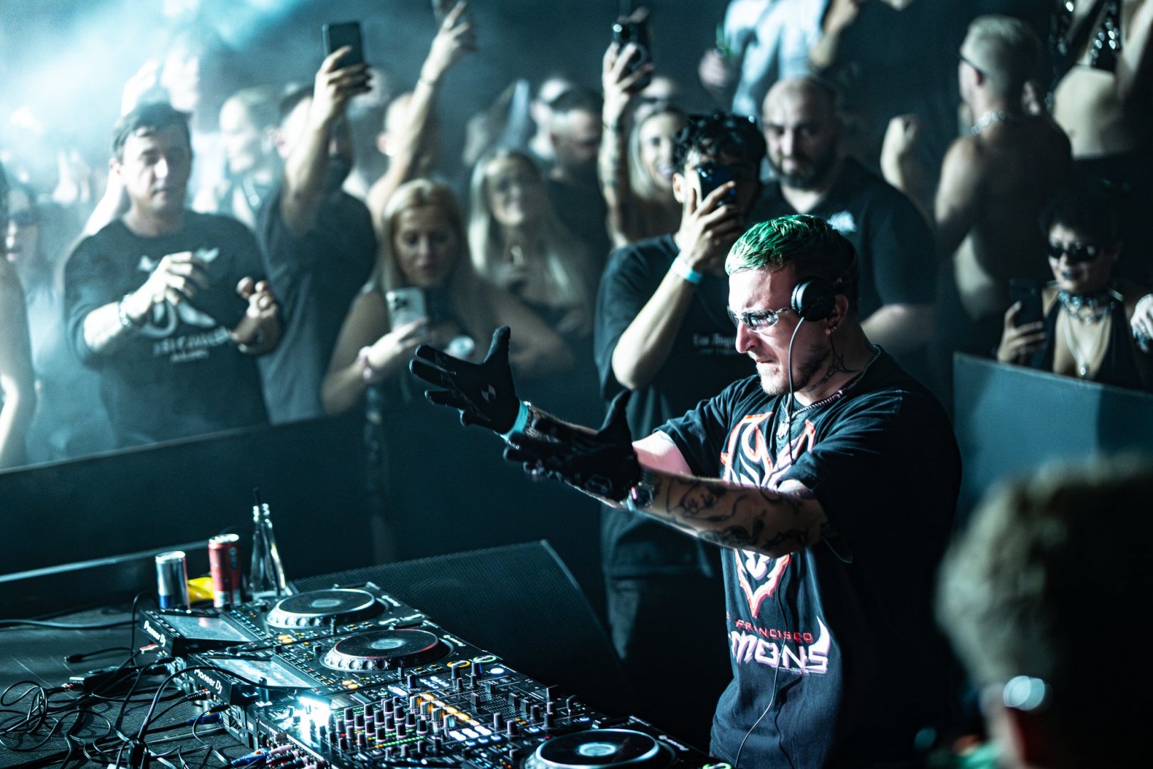 BASSWELL | ROXY Prague