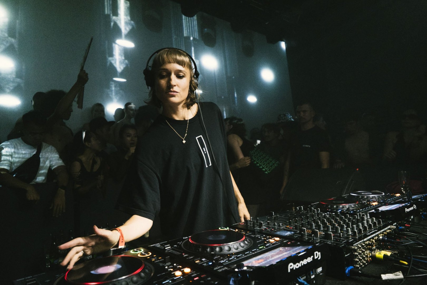 Sara Landry | ROXY Prague