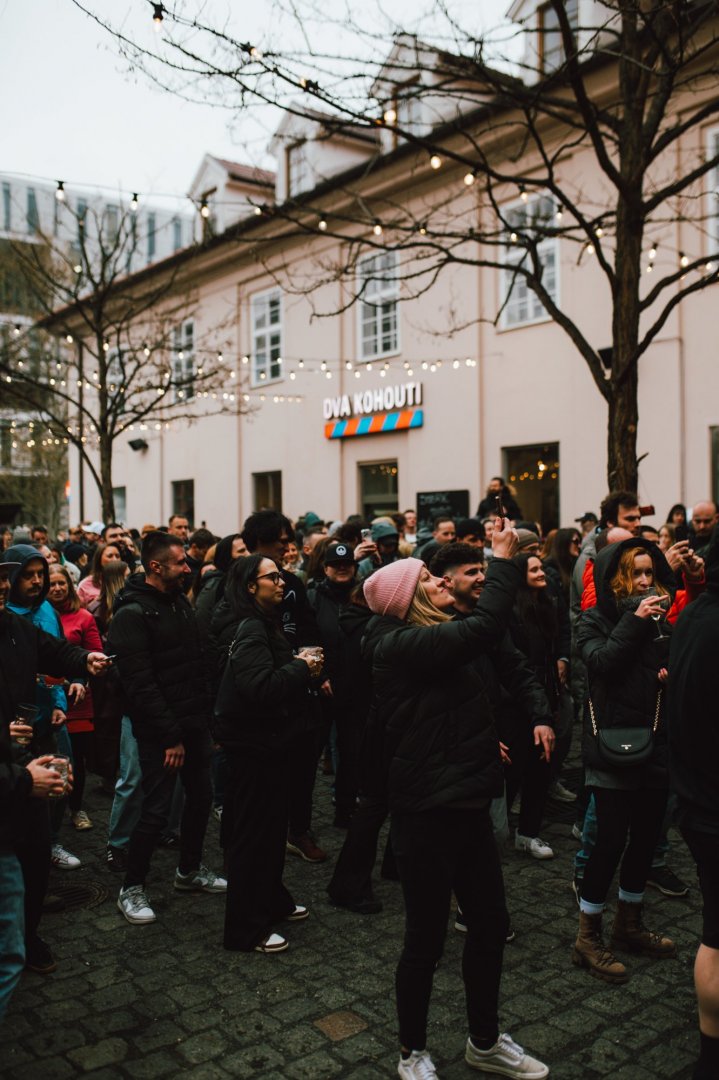 NETSKY POP UP @ DVA KOHOUTI | ROXY Prague