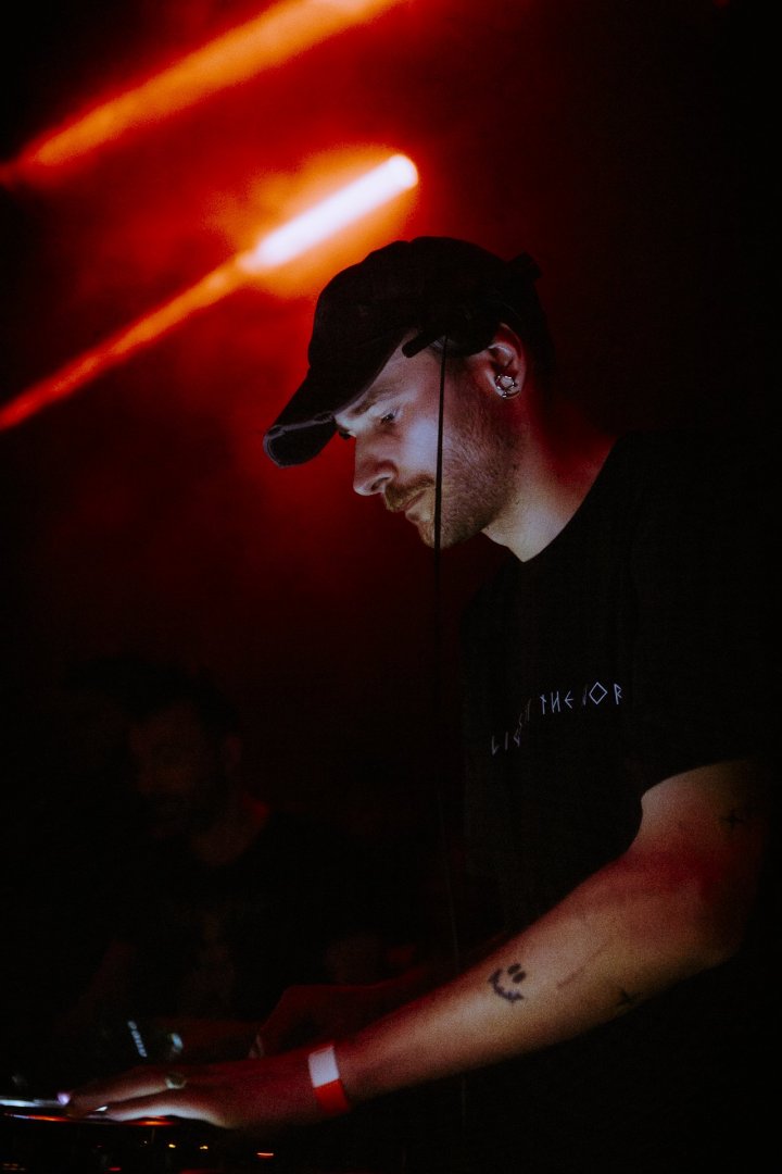 I HATE MODELS | ROXY Prague
