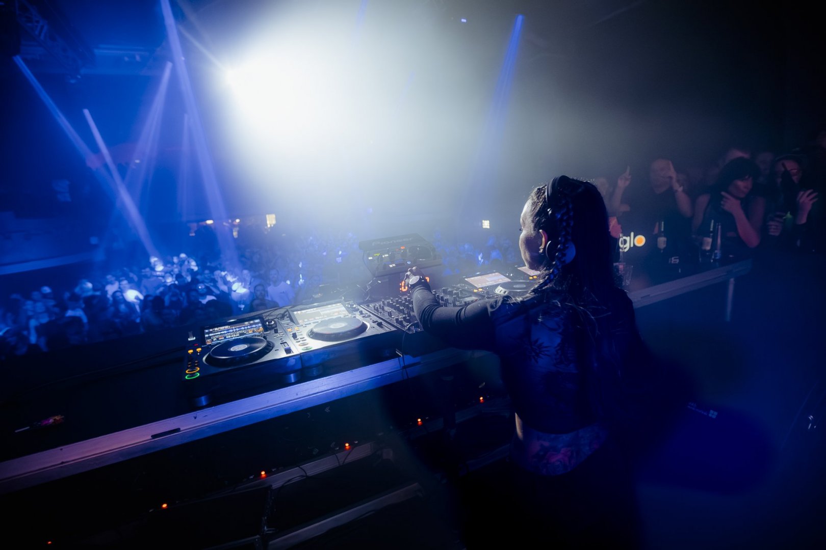 AMELIE LENS | ROXY Prague