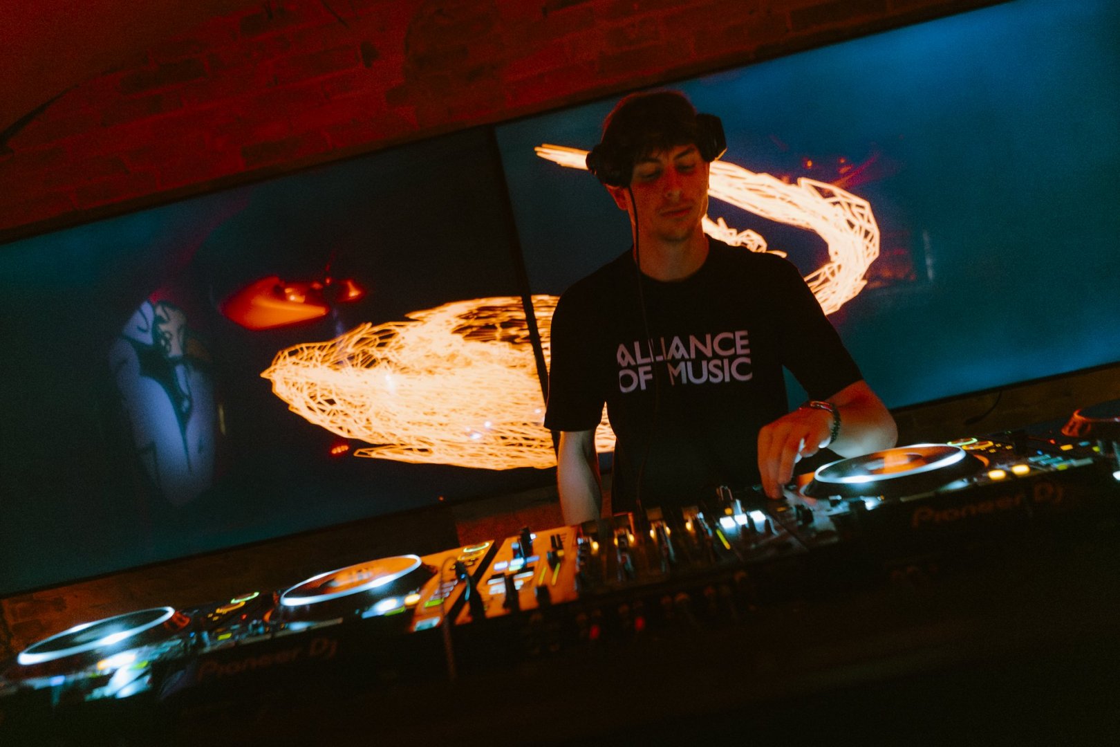 KOBOSIL | ROXY Prague
