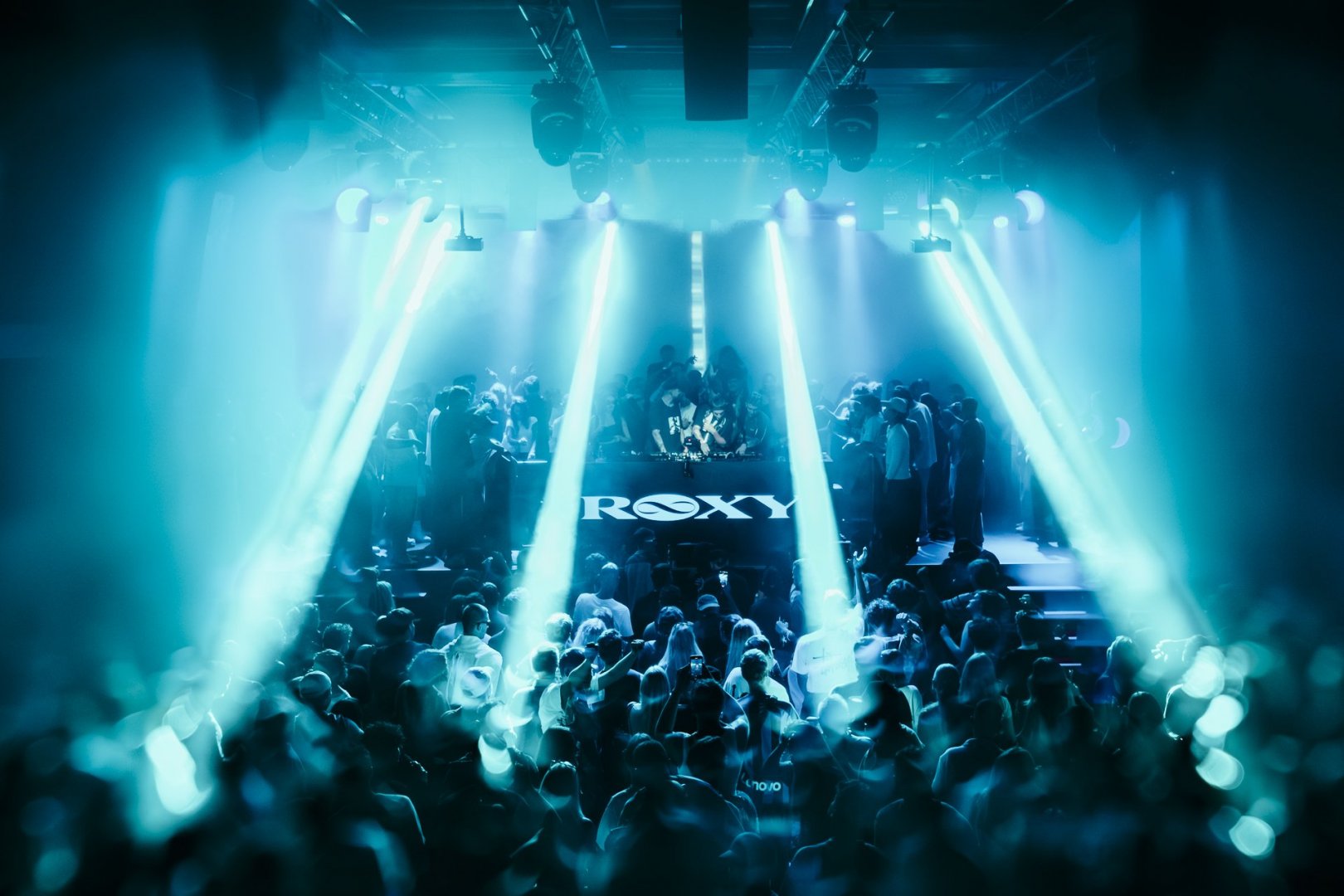 FMLTHRPY | ROXY Prague