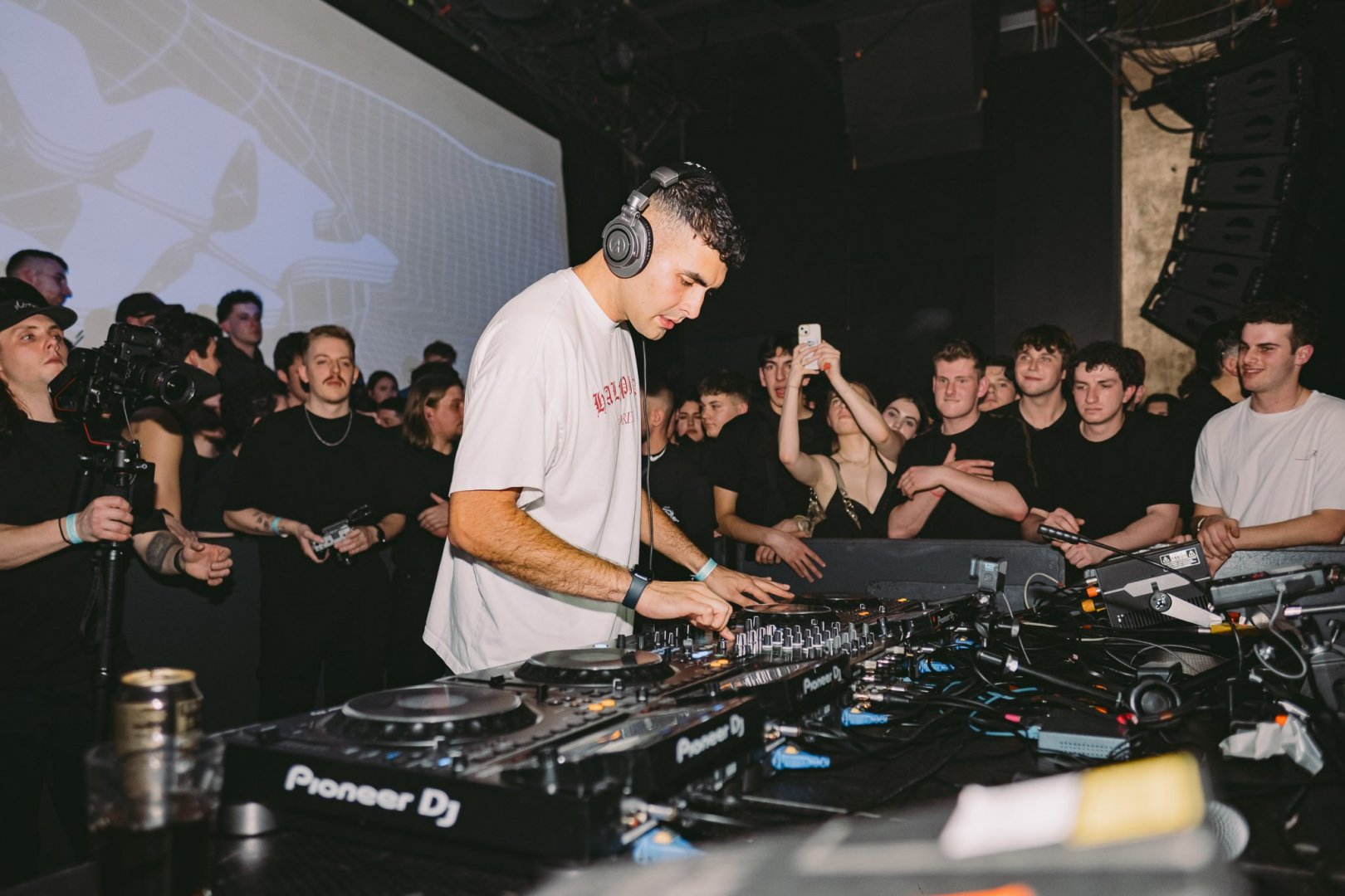SAMMY VIRJI | ROXY Prague