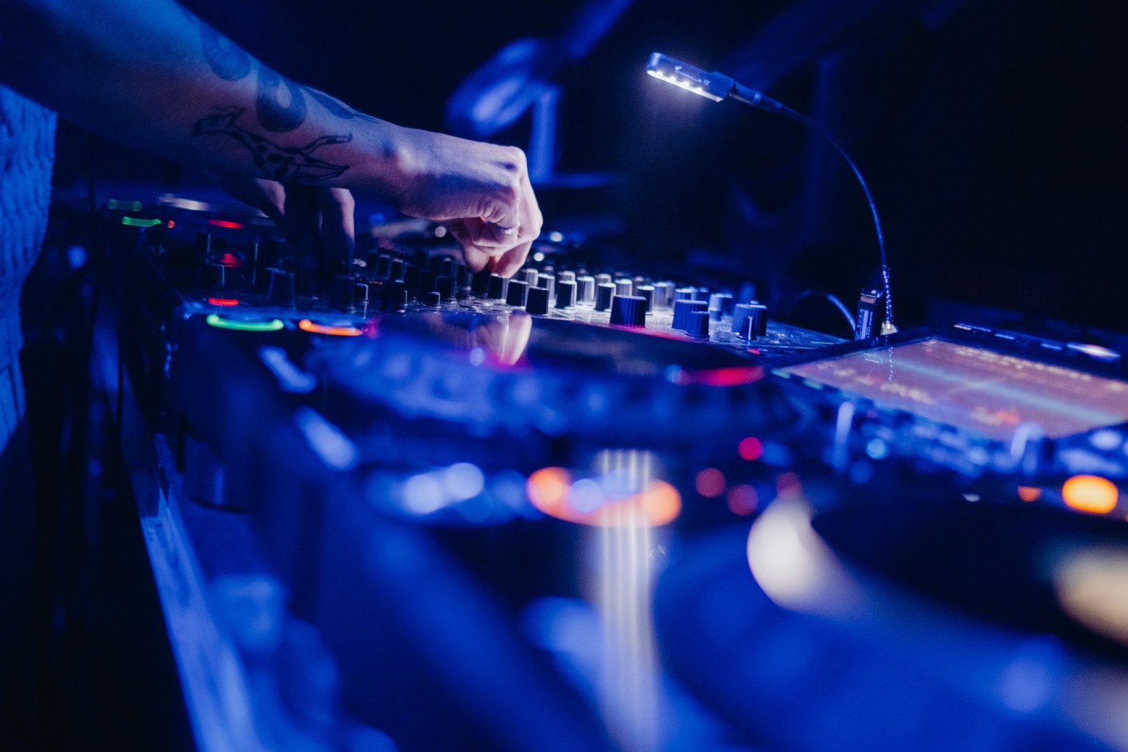 Yotto | ROXY Prague
