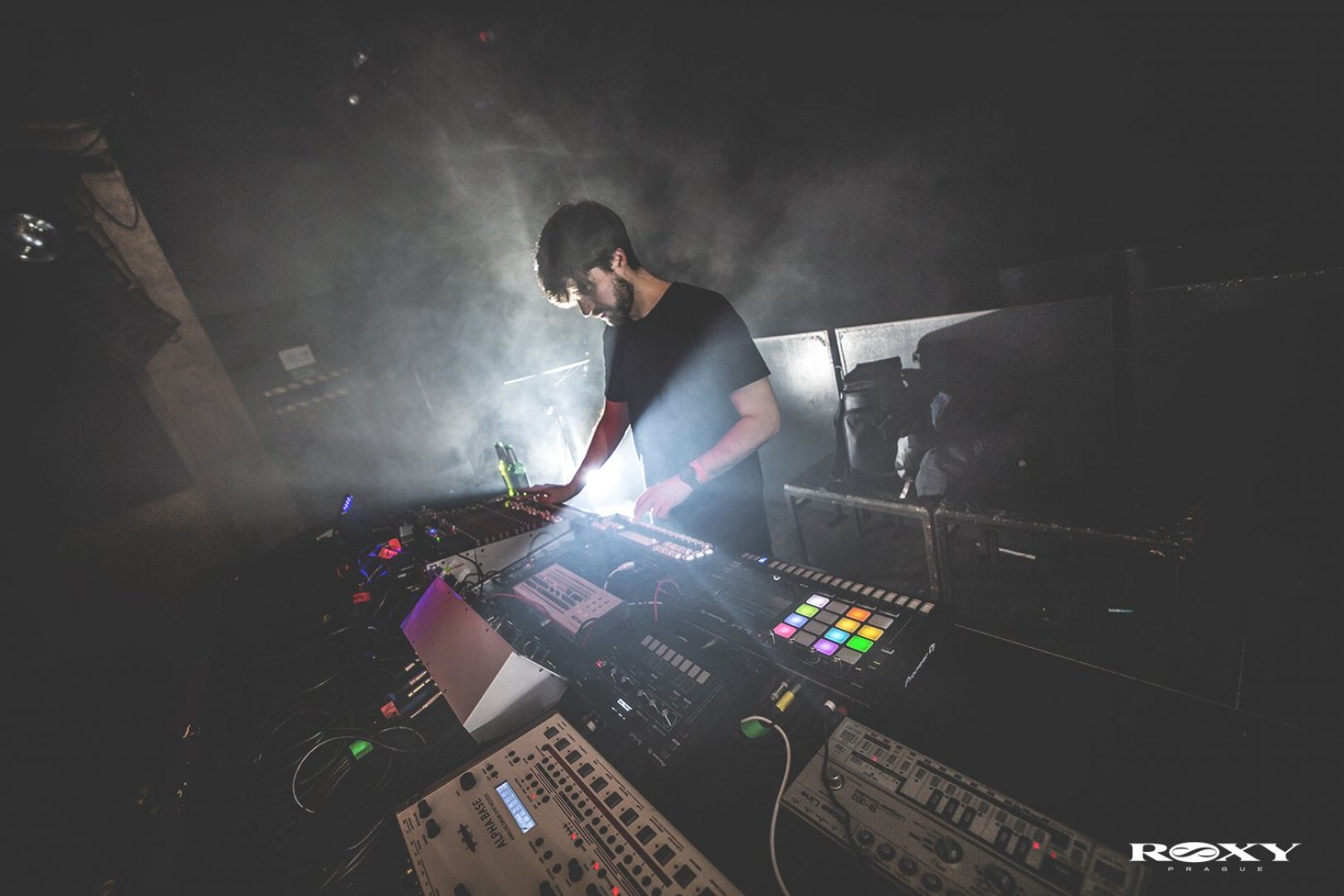 Benjamin Damage | ROXY Prague