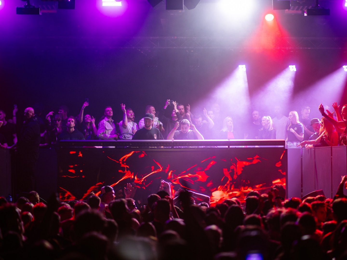 WILKINSON WEEKENDER: DAY 2 | ROXY Prague