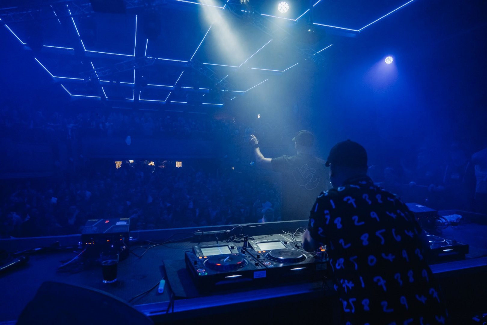 Hybrid Minds | ROXY Prague