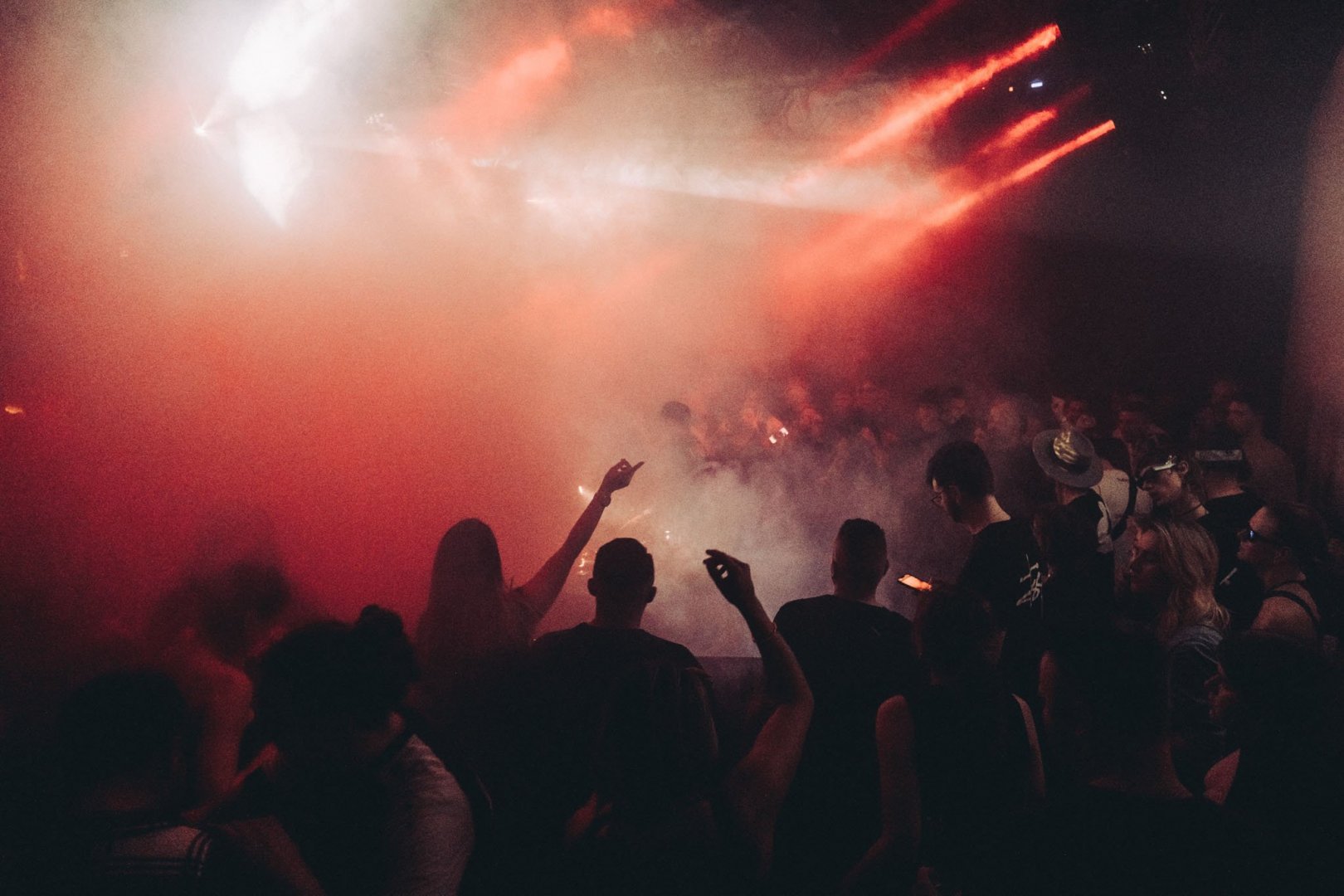 Fjaak | ROXY Prague