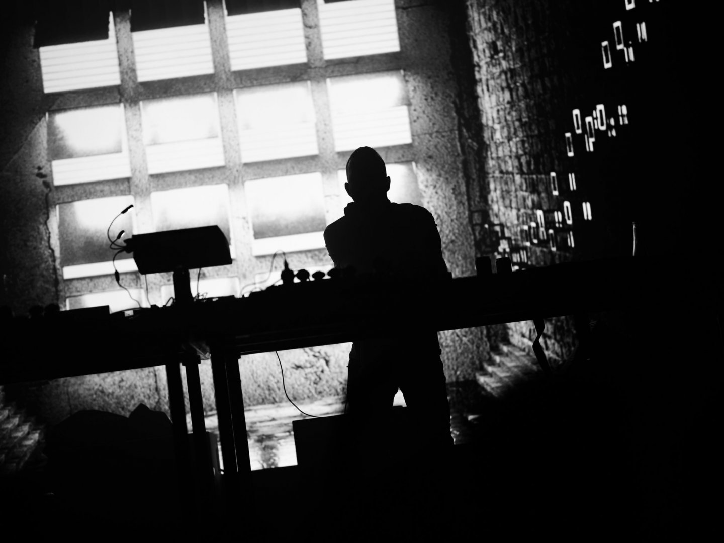 REBŪKE | ROXY Prague