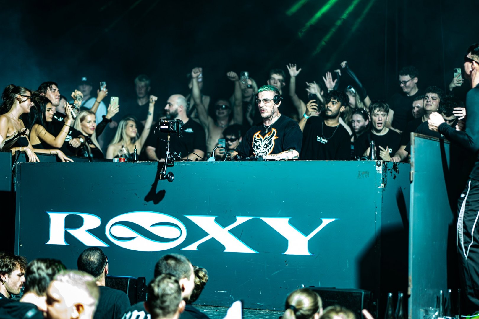 BASSWELL | ROXY Prague