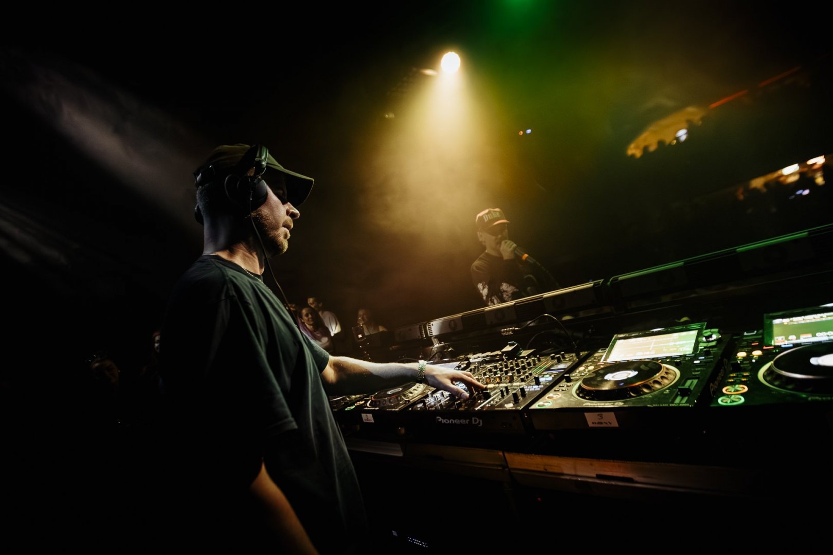 WILKINSON WEEKENDER: DAY 1 | ROXY Prague