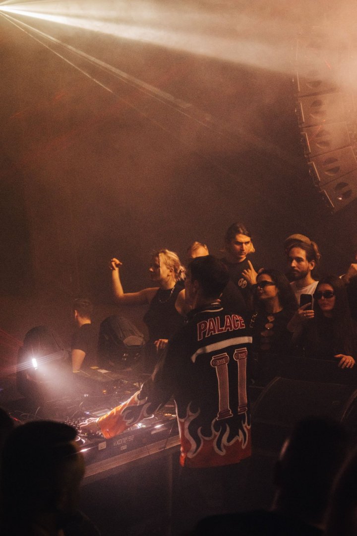 Fjaak | ROXY Prague