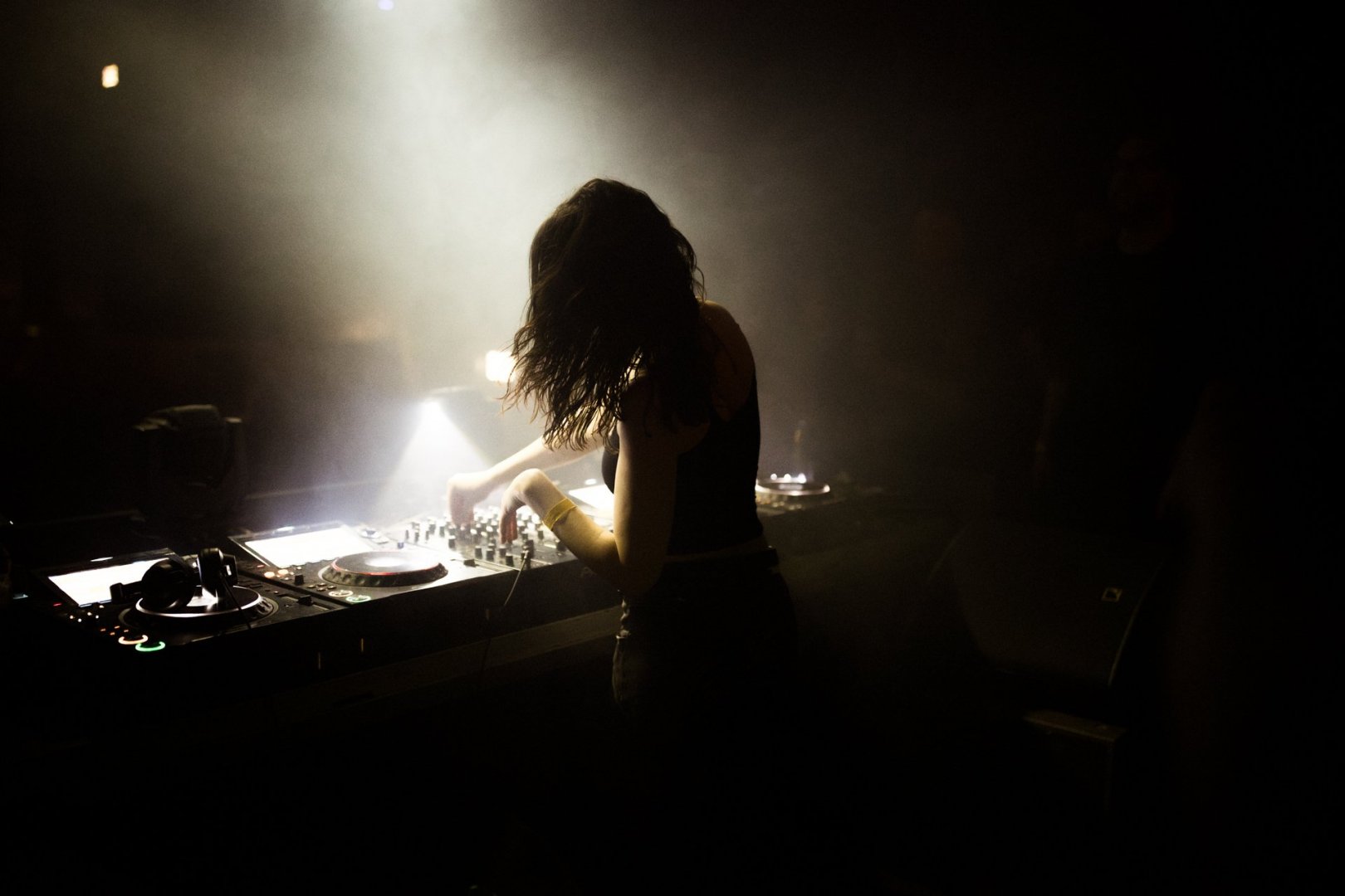 ANFISA LETYAGO | ROXY Prague