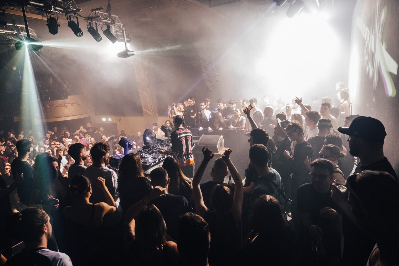 Fjaak | ROXY Prague
