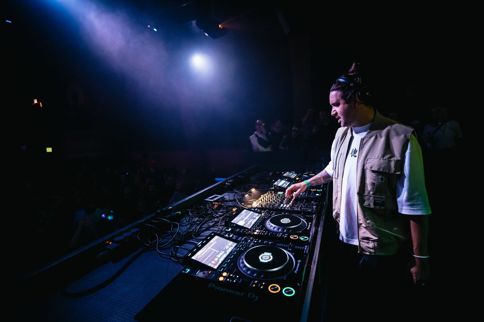 LONDON ELEKTRICITY & ETHERWOOD | ROXY Prague