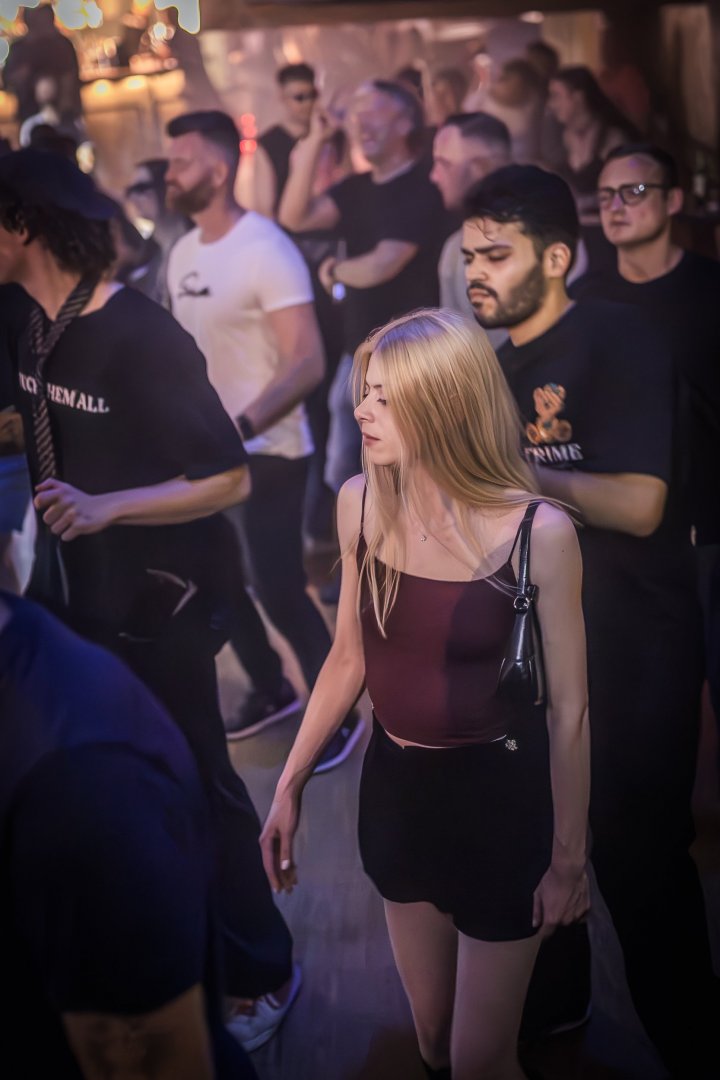 CLARA CUVÉ | ROXY Prague