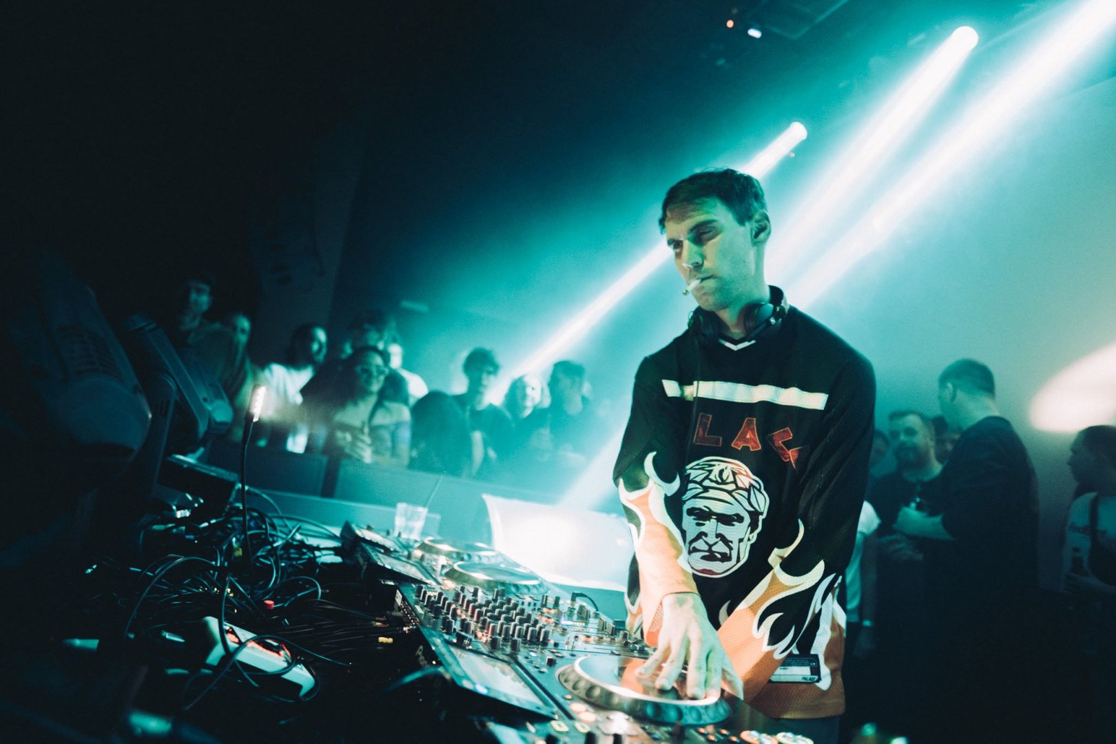 Fjaak | ROXY Prague