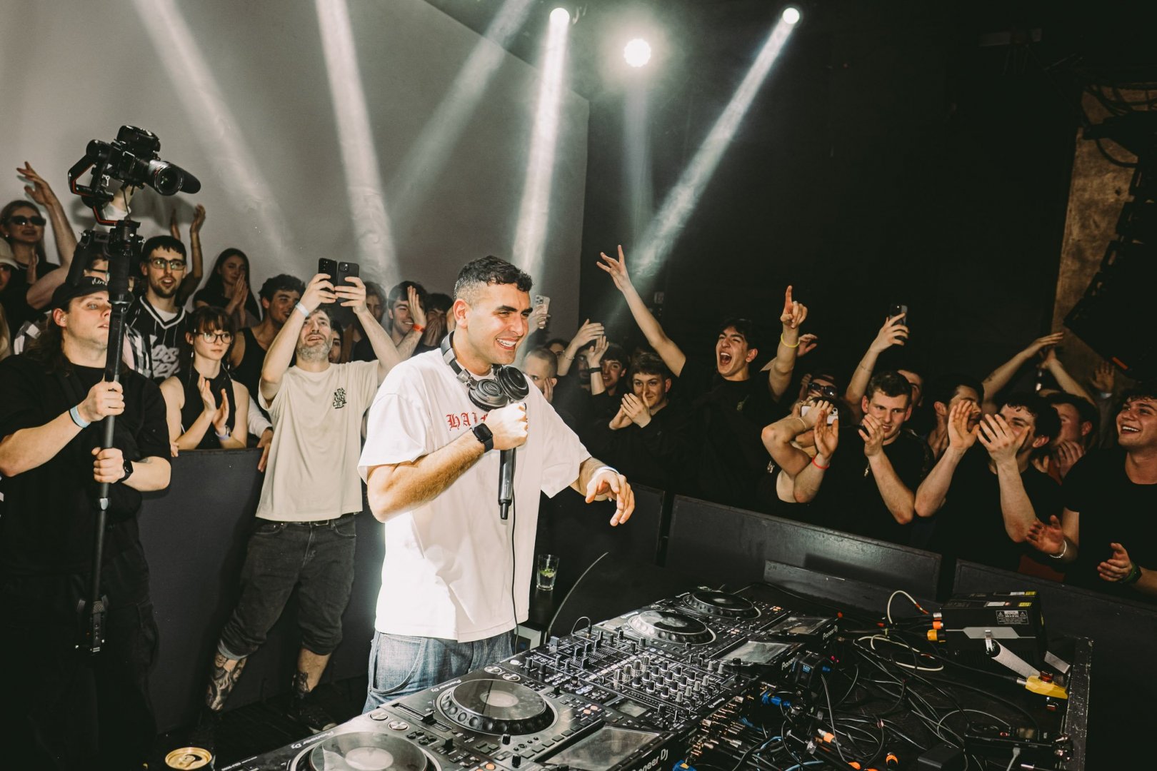 SAMMY VIRJI | ROXY Prague