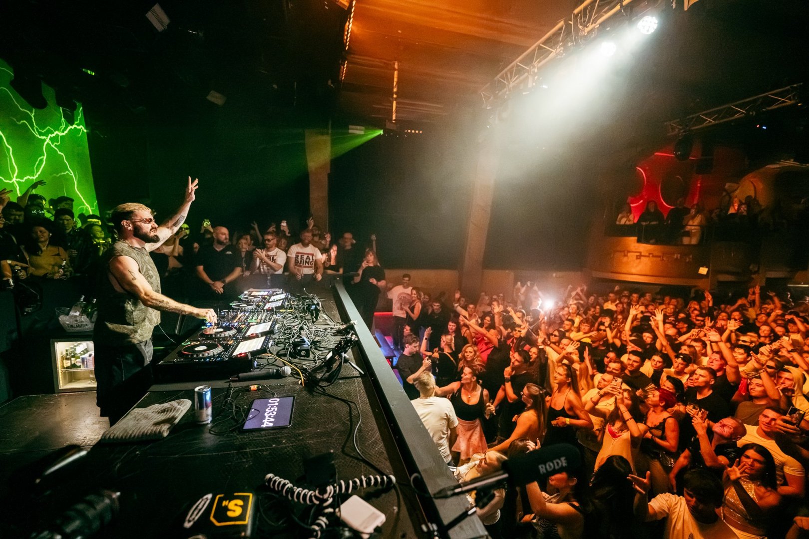 JAMES HYPE | ROXY Prague