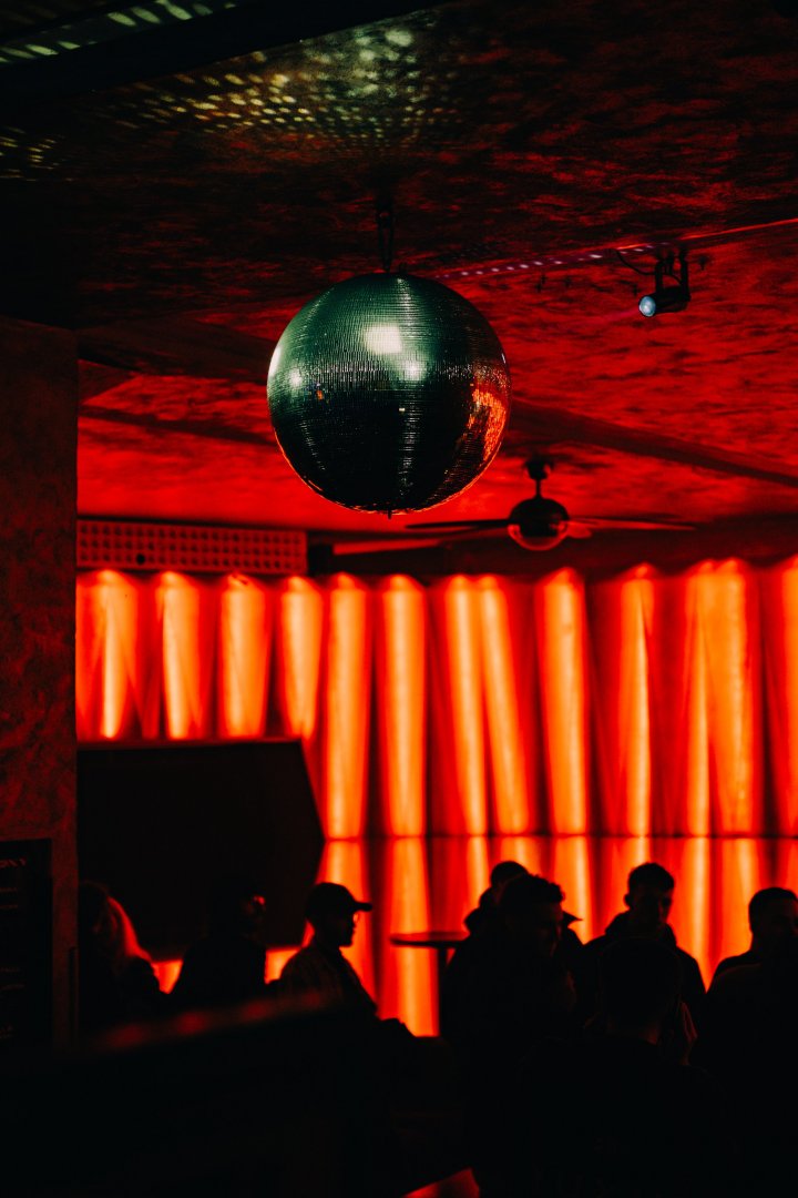 MALL GRAB | ROXY Prague