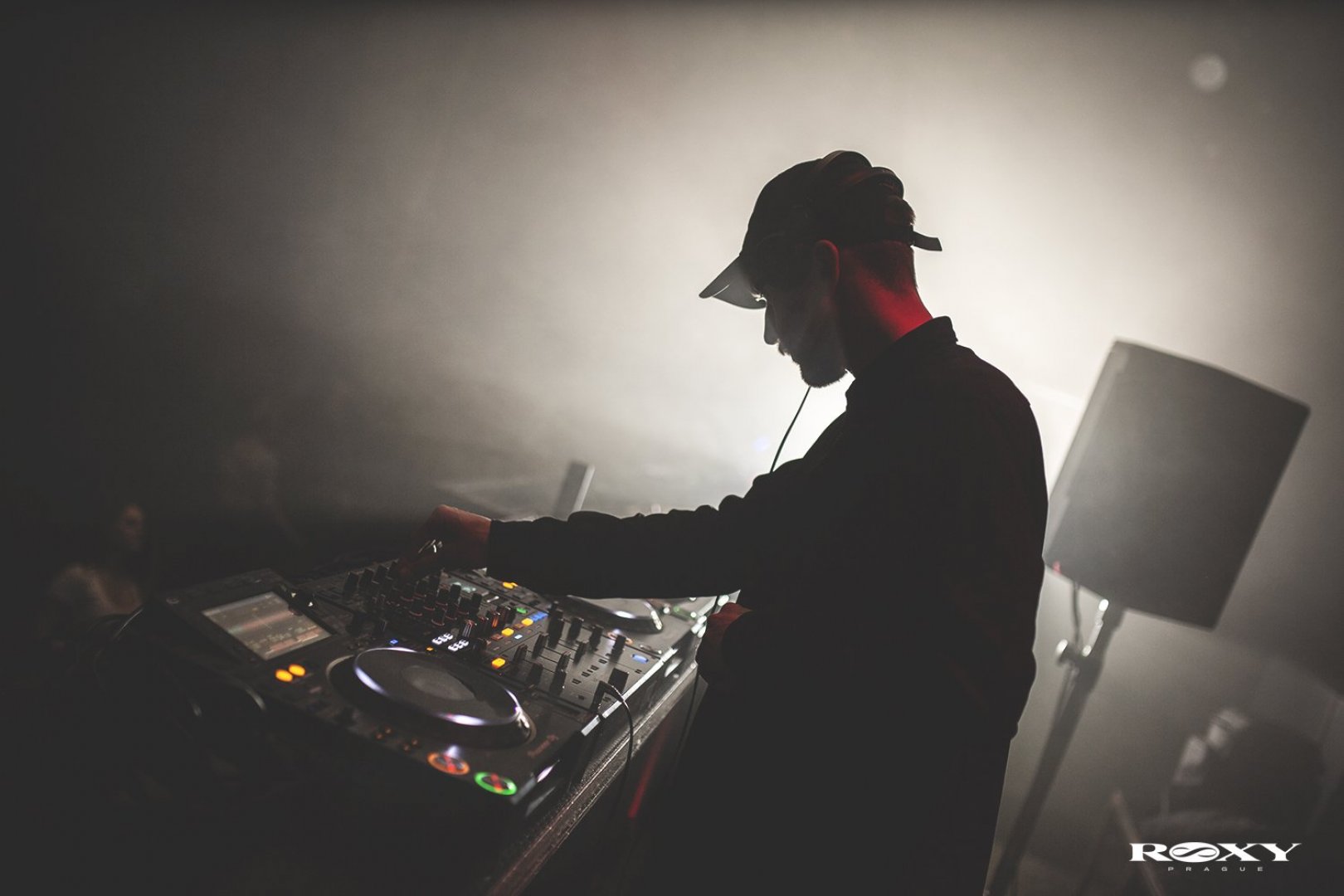Benjamin Damage | ROXY Prague