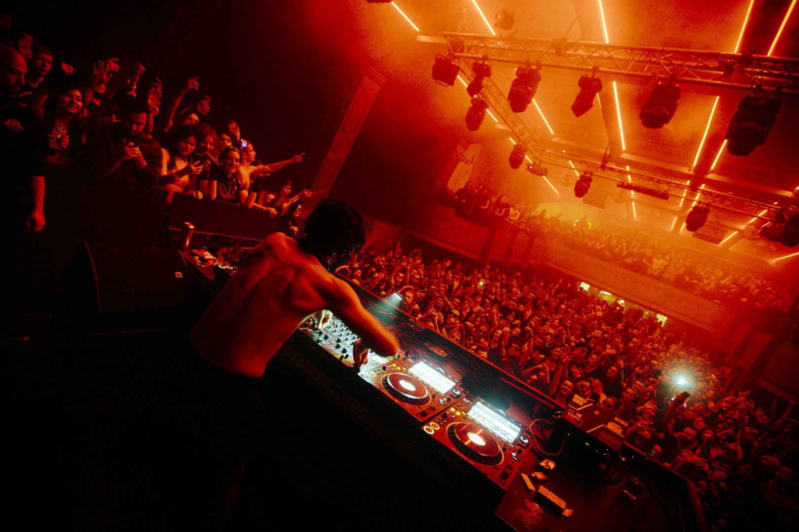 I HATE MODELS | ROXY Prague