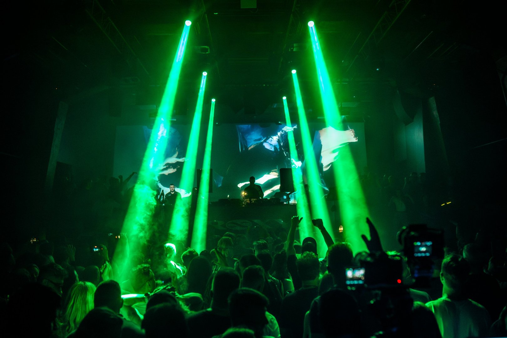 ADAM BEYER | ROXY Prague