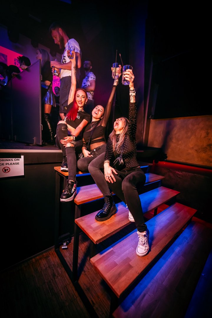 JAMES HYPE | ROXY Prague