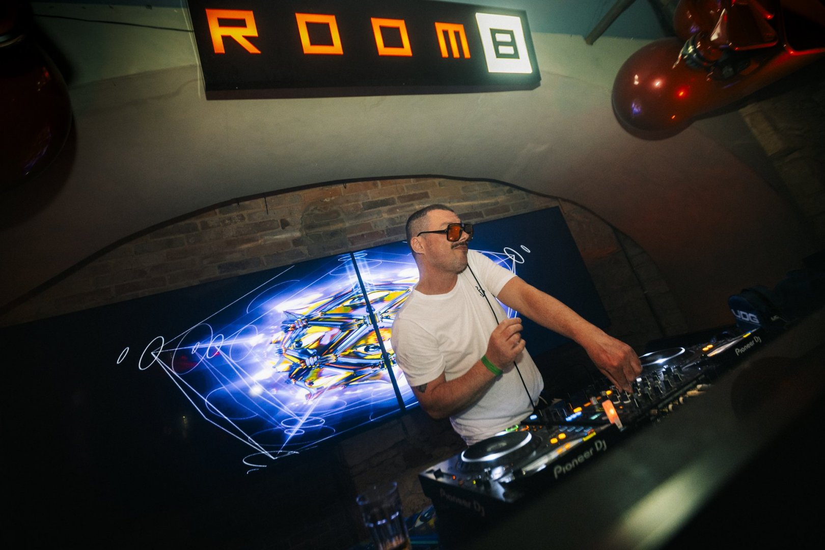STEPHAN BODZIN | ROXY Prague