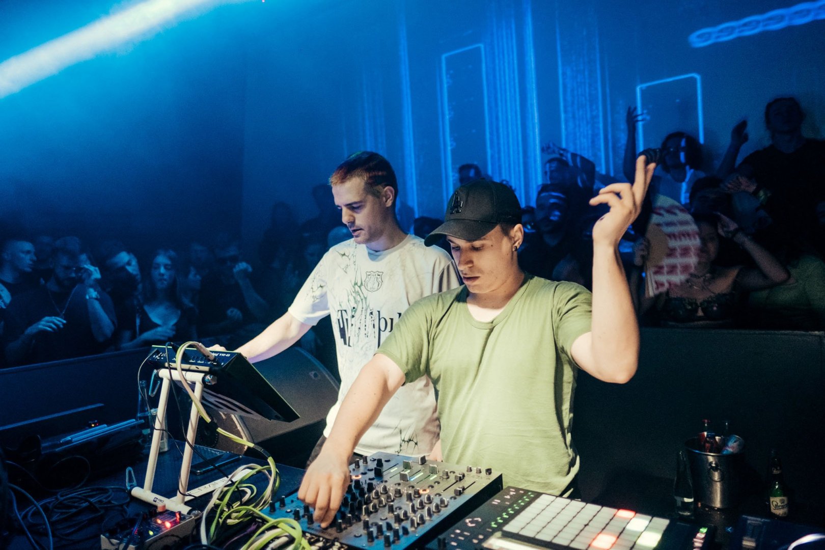 999999999 | ROXY Prague