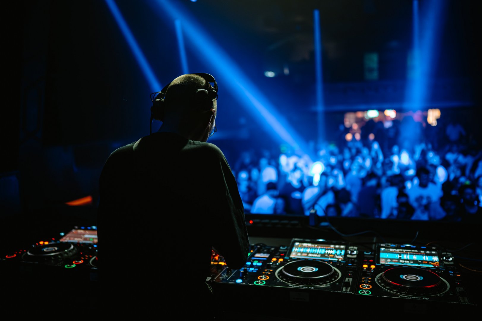 SULLY | ROXY Prague
