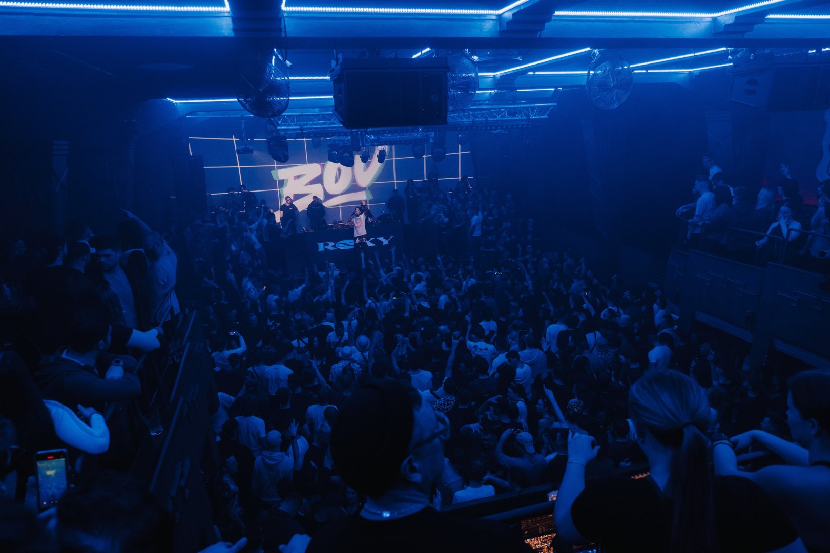 BOU & B LIVE 247 | ROXY Prague