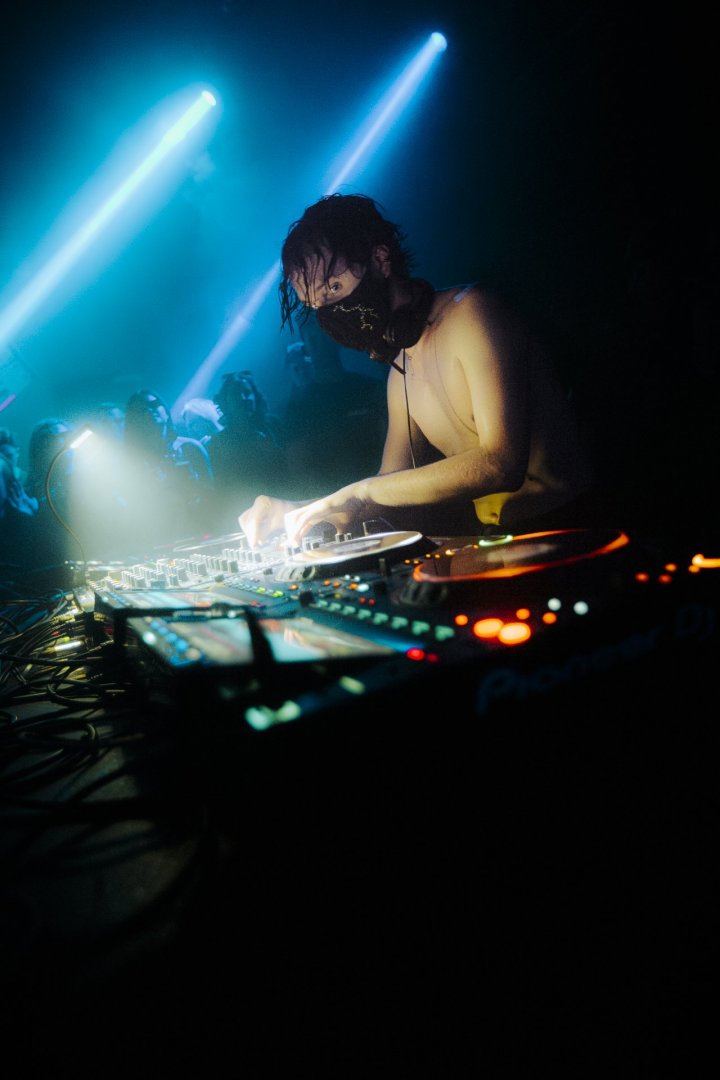 I HATE MODELS | ROXY Prague