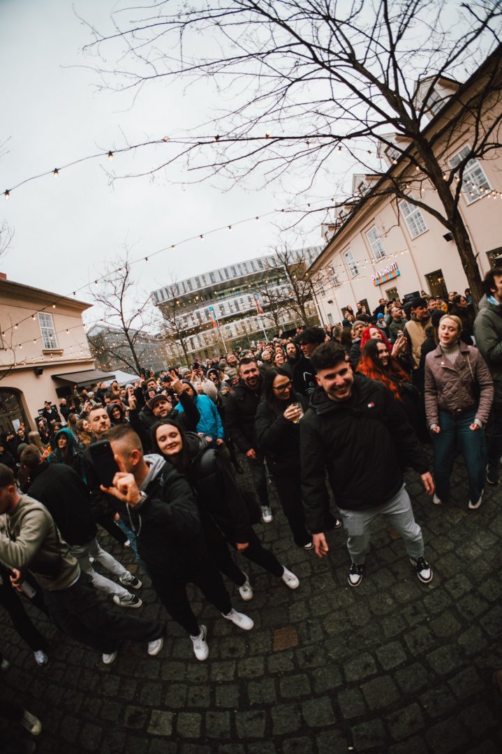 NETSKY POP UP @ DVA KOHOUTI | ROXY Prague