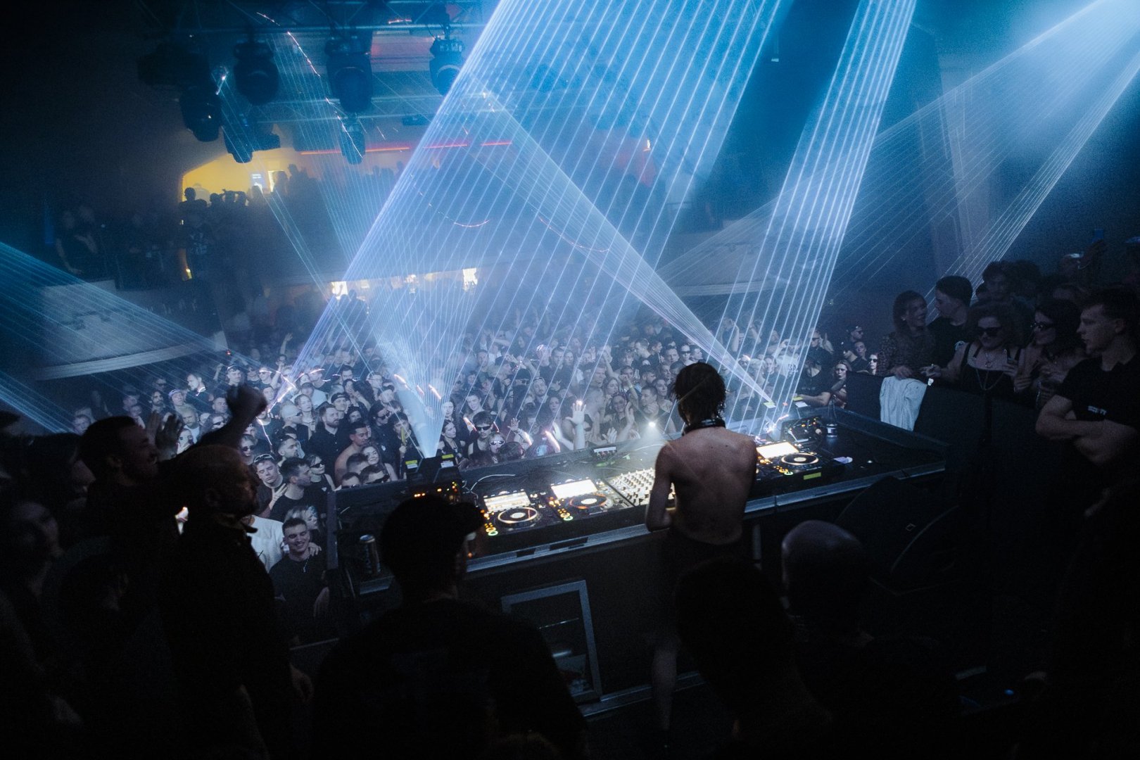 I HATE MODELS | ROXY Prague