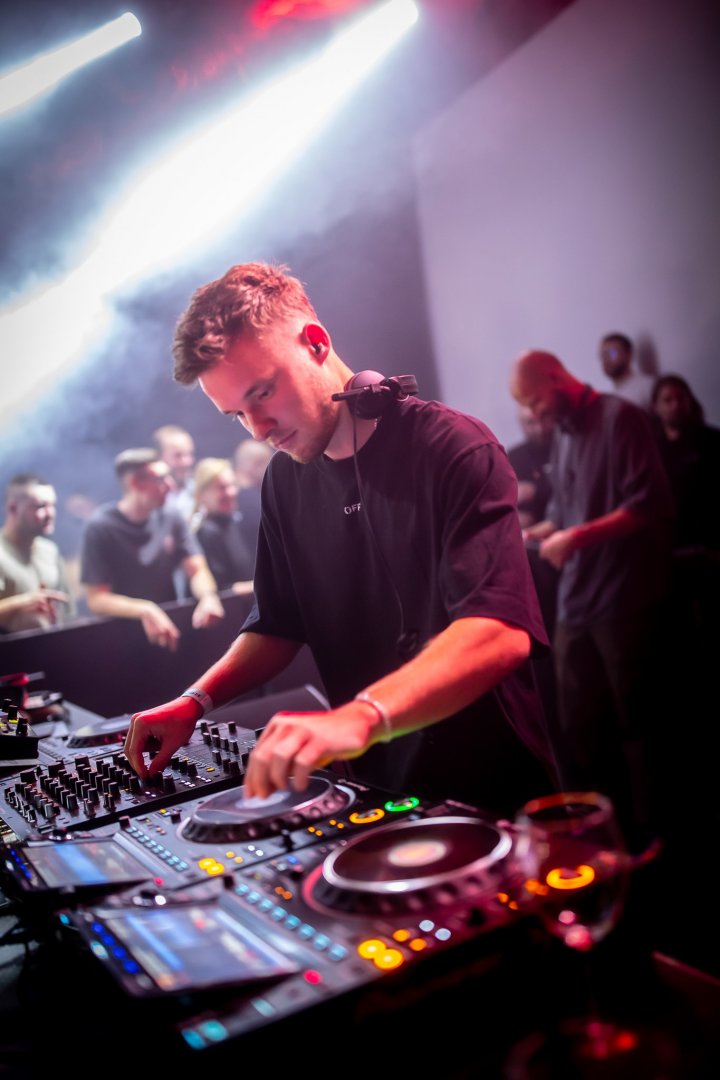 JORIS VOORN | ROXY Prague