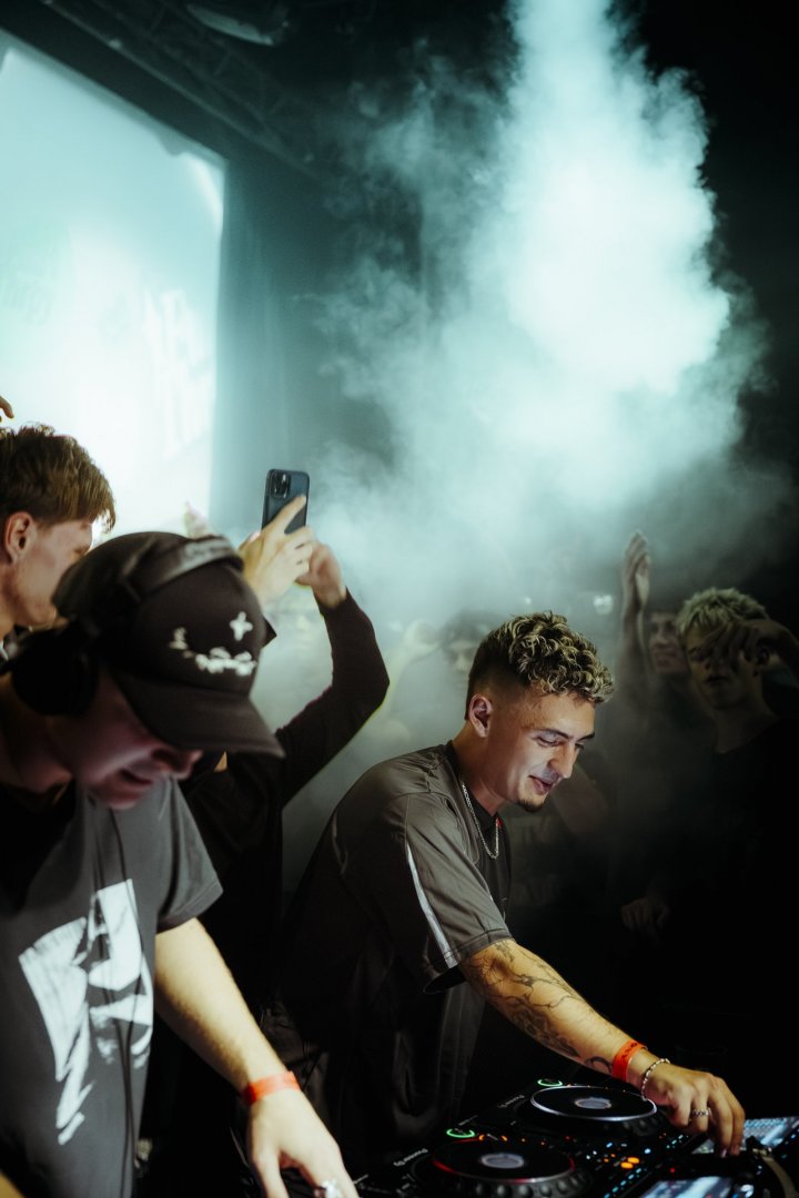 FMLTHRPY | ROXY Prague