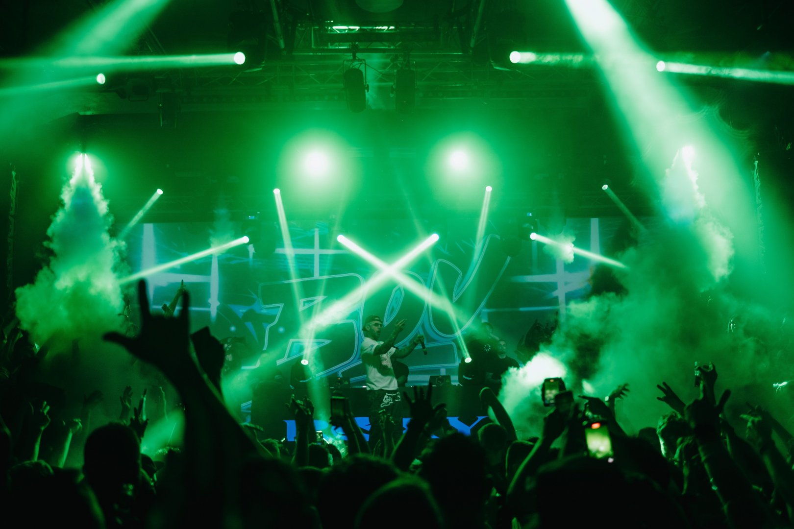 BOU & B LIVE 247 | ROXY Prague