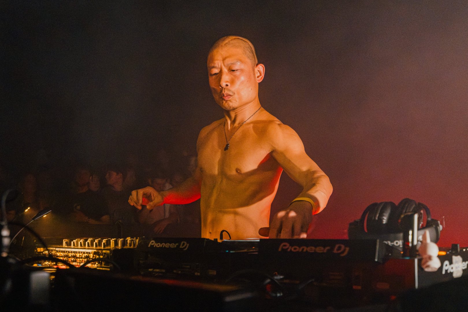 ¥ØU$UK€ ¥UK1MAT$U | ROXY Prague